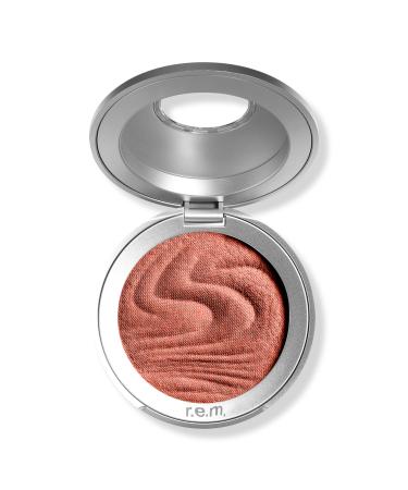 r.e.m. beauty Hypernova Satin Matte Blush Peach Planet 0.17 oz. oz