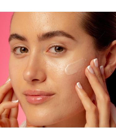 Good Molecules Vitamin C Serum with Oryzanol 1.0 oz - Transform Your Style with the Best Innovation Today! - Buy Online on GoSupps.com