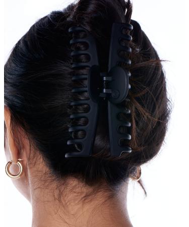 Discover GIMME beauty Thick Hair XL Barrell Double Teeth Claw Clip - Elevate Your Style Instantly! - Buy Online on GoSupps.com