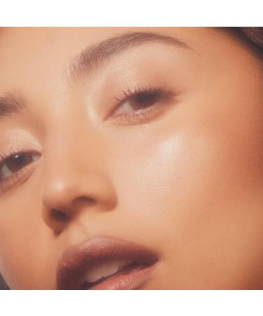 Discover HALF MAGIC Beam Trap Skin Illuminating Balm Light Beam/Dark Beam (neutral champagne/neutral bronze) - Elevate Your Style Instantly! - Buy Online on GoSupps.com