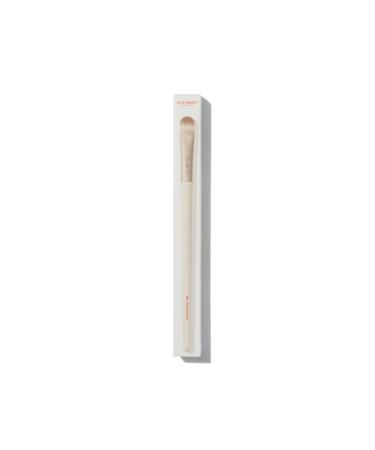 Discover ULTA Beauty Collection Flat Eye Shadow Brush 1 ct - Elevate Your Style Instantly! - Buy Online on GoSupps.com