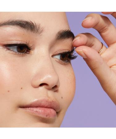 Discover Kiss Falscara Easy Jelly Remover 0.18 oz - Elevate Your Style Instantly! - Buy Online on GoSupps.com