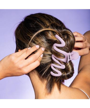 Discover GIMME beauty Thick Hair Squiggle 2.0 Claw Clip - Elevate Your Style Instantly! - Buy Online on GoSupps.com