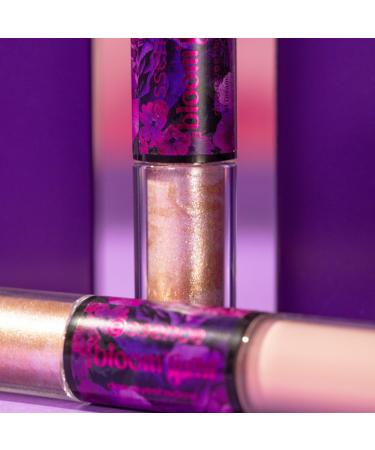 Discover Essence In The Bloom'Light Duo Eyeshadow Dreamin' In The Twilight (soft violet) - Elevate Your Style Instantly! - Buy Online on GoSupps.com