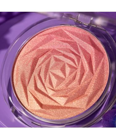 Discover Essence In The Bloom'Light Blushlighter Made Of Stardust (soft pink shimmer) - Elevate Your Style Instantly! - Buy Online on GoSupps.com