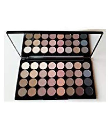 Makeup Revolution Eyeshadow Palette Flawless Matte Ultra 32