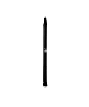Kat Von D - Shade + Light Eye Contour Brush by Kat Von D