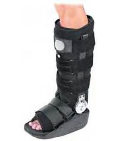 DJO 79-95435 PROCARE MaxTrax ROM Air Walker Medium Shoe Size: Female 6-1/2-11 Male 5-1/2-10