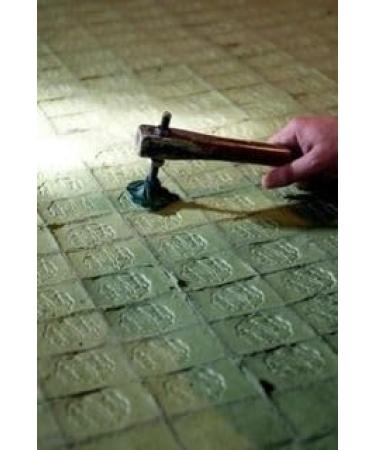 Natural Aleppo Laurel Soap - Olive Oil & Laurel Oil for Dark Spots | Shop Internationally - Buy Online on GoSupps.com