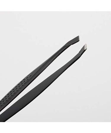Buy Duckette Eyebrow Tweezers for Women - Professional Makeup & Beauty Products - International Shipping - Buy Online on GoSupps.com