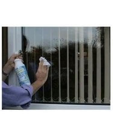 Bond It GLASS CLEANER Fast Acting All Purpose Liquid For Cleaning Windows Light BlueTrigger Spray for Easy Application on 1 Litre Bottle - Buy Online on GoSupps.com