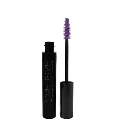 Oversized fiber mascara that catches the eye