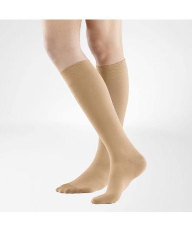 Bauerfeind VenoTrain look AD Compression Stockings CCL1 Long Marine - International Shipping Available - Buy Online on GoSupps.com