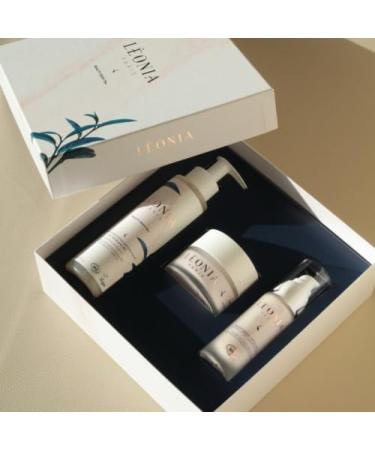 L ONIA - Organic White Tea Beauty Ritual Set - 3 treatments: Cleansing gel/Serum/Cream - Certified ORGANIC and VEGAN - Buy Online on GoSupps.com