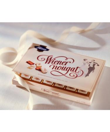Karl Fazer Wiener Nougat Bonbons au chocolat au lait avec amande douce croustillante 210 g Bo te cadeau Lot de 3