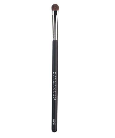 O152 Application Shadows Medio DayMakup