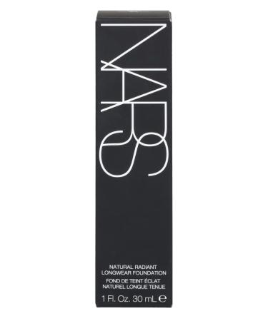 Natural Radiant Longwear Foundation - New Caledonia | Long-lasting Radiance - Buy Online on GoSupps.com