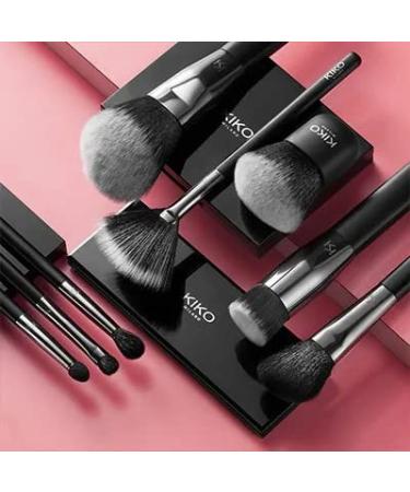 KIKO Milano Eyes 62 Slanted Eyeliner Brush - Premium Synthetic Bristles for Precision Eyeliner Application | International Shipping Available - Buy Online on GoSupps.com