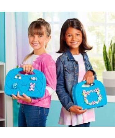 Aquabeads Beginners Carry Case - Fun and Creative Arts & Crafts Bead Kit  for Kids Ages 4 and Up - Includes Over 900 Beads