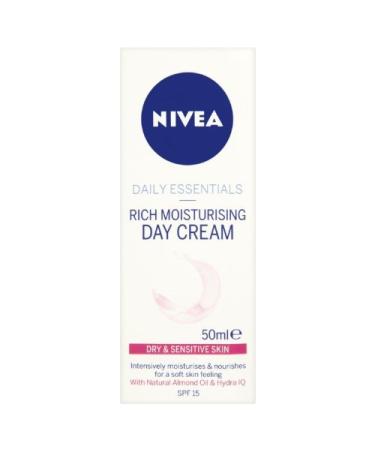 Nivea Essentials Day Cream 24 Hour Moisture and Rich SPF 15 50 g