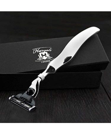 Dreikant razor blade compatible with razor specially developed lady finger hollow handle in German stainless steel.Great gift idea for him/she