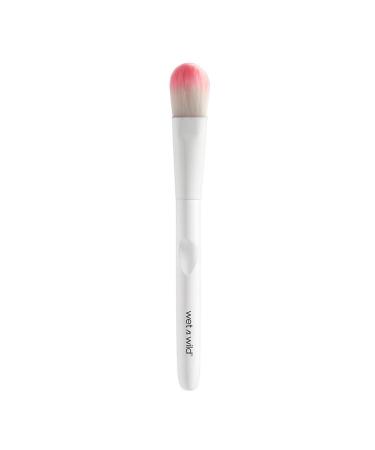 Wet 'n' Wild Makeup Brush Foundation Brush Dense Flat Brush for a Streak-free Flawless Finish Suitable for Both Liquid and Cream Foundation Easy-to-use Makeup Brushes One size