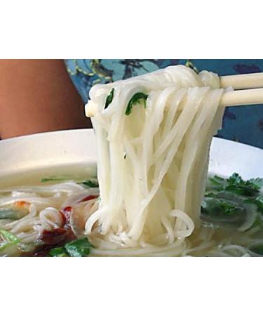 Mama Brand Instant Bowl PHO GA Rice Noodles With Artificial Chicken Flavour Style 65g (Box Of 6) - Buy Online on GoSupps.com