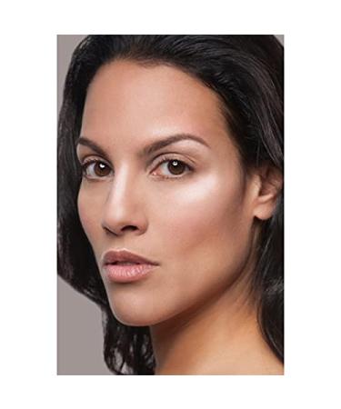 butter LONDON On the Glow Pen in Moonstone - Illuminate Your Skin with a Radiant Glow - Buy Online on GoSupps.com