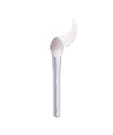NYX Holographic Halo Sculpting Highlighting Brush | Professional Makeup - Buy Online on GoSupps.com
