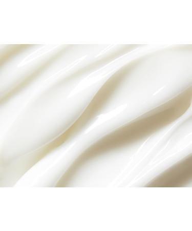 St. Tropez Glow Kit - Vegan Self Tan Set with Gradual Tan Lotion & Luxe Glow Drops | Natural & Cruelty-Free International Shipping - Buy Online on GoSupps.com