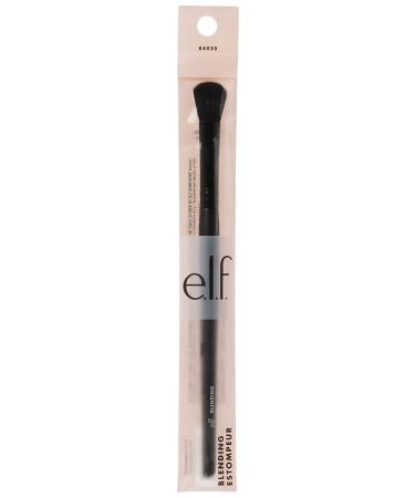 e.l.f. Blending Brush, Vegan Makeup Tool, Effortlessly Blends Eyeshadow &  Concealer, For Wet & Dry Products