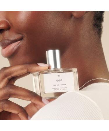 Le Monde Gourmand 000 Eau de Parfum - 1 fl oz (30 ml) - Sandalwood Bergamot Water Lily Perfume Notes 000 1 Fl Oz (Pack of 1) - Buy Online on GoSupps.com
