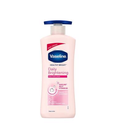 Vaseline Daily Brightening Daily Moisturizer 600 ml for Glowing Skin with Vitamin B3 Visibly Radiant Skin in 2 Weeks Lightweight. (Pack of 2) 1200 ml Total