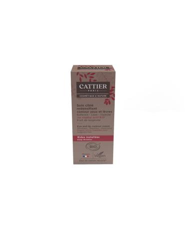 Cattier CONTORNO DE OJOS Y LABIOS is a light eye care especially for the delicate skin around the eyes It is gently patted in around the eyes with the fingertips The content is 15 ml This is how it works