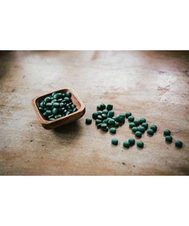 Giddy Yoyo Raw Organic Chlorella Tabs 180g (900 tabs) - Buy Online on GoSupps.com