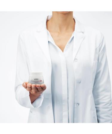 Vichy Liftactiv Cr me de Jour H.A. SPF30 Anti-Rides Raffermissante Enrichie en Acide Hyaluronique Pour Tous Types de Peau 50 ml - Buy Online on GoSupps.com