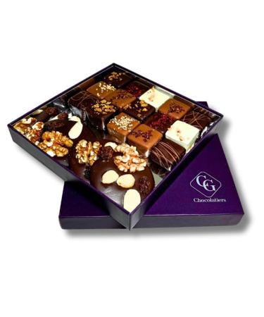 CG Chocolatiers Weiss Chocolates Box French Made 220g - Assorted Chocolates - Chocolates for Gifting - Artisan Chocolate - Fine Chocolates - Luxury Chocolates - Christmas Chocolate Gift Box