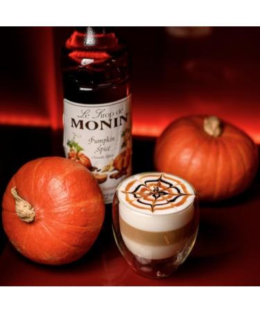 MONIN - Assortiment Sirop Saveur Marshmallow Grill & Sirop de Citrouille Saveur Epic e - Pour Caf Chocolat Chaud Capuccino ou Latte - Ar mes Naturels - Bouteille en Verre - 2 x 70 cl - Buy Online on GoSupps.com