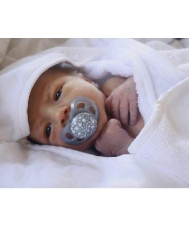 Buy Twistshake 78083 Blue Pacifier for 0-6 Months | International Shipping Available - Buy Online on GoSupps.com
