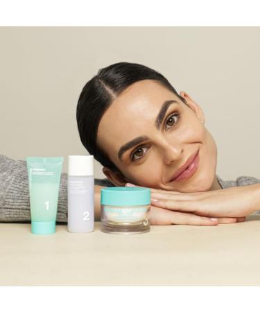 Germaine de Capuccini Hydro-Mattifying Moisturising Cream for Young and Oily Skin - Buy Online on GoSupps.com