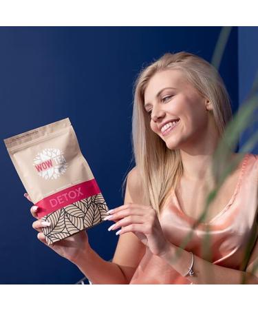  WOW TEA WOW TEA: Spring Reborn Detox Tea and Tea Bottle with Black Strainer - Buy Online on GoSupps.com