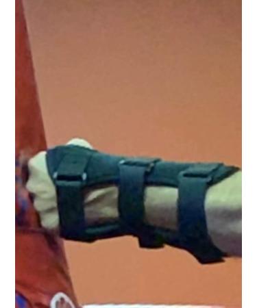 Doctor in the House Miracle Splint Wrist and Hand Brace for Carpal Tunnel - Pain Relief & Support - Fits S M L Glove Sizes - Buy Online on GoSupps.com