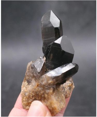 Crystal Natural Black Quartz Crystal Cluster Natural ore Sample Stone Crystal for Home Decoration Collection and Gift Draw yuebang Stone Mineral Specimen 80g-100g Black - Buy Online on GoSupps.com