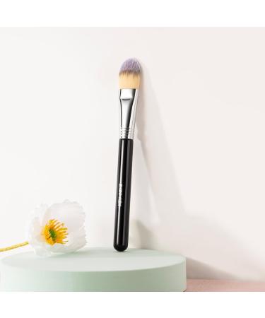 Flat Foundation Brush for Liquid Makeup - Best Makeup Brush for Flawless Foundation Application | International Shipping - Buy Online on GoSupps.com