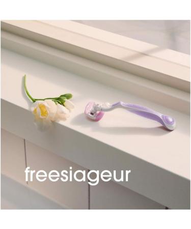 Gillette Venus Comfort Glide Breeze Razor Blades - 8 Pack | International Shipping Available - Buy Online on GoSupps.com