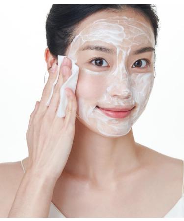 OxygenCeuticals Gentle Facial Cleansing Lotion Hydrating Cleanser for Sensitive & Dry Skin Removes Makeup Residue & Impurities Without Greasy Feel Enriched with Botanic Oils 8.8 fl.oz (250ml) 8.8 Fl Oz (Pack of 1) - Buy Online on GoSupps.com