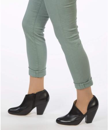 Allegro 15-20 mmHg Compression Stockings for Women - Knee High Essential Support Hose | Sheer Closed Toe - Buy Online on GoSupps.com