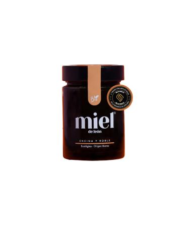 Pure bee honey. Organic oak honey 450 g - Leon honey. 100% natural and organic bee honey. Handmade product of clean harvest. Woody flavor - Intense aroma. Origin: El Bierzo. Spain.