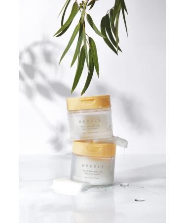 NEEDLY Vita C Glow Jelly Pad | Tampon tonifiant claircissant pour l'exfoliation le soin des imperfections et l'am lioration du tonus - Buy Online on GoSupps.com