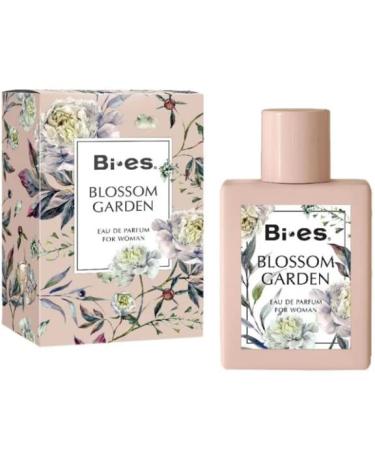 Blossom Garden For Women Eau De Parfum 100ml - A new floral fragrance with a non-obvious development with predominant notes of peony jasmine and white flowers surprising with lemon and pepper.